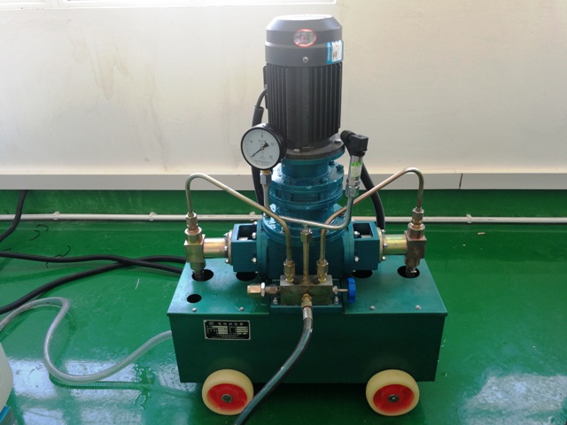 電動(dòng)試壓泵2DSY型立式